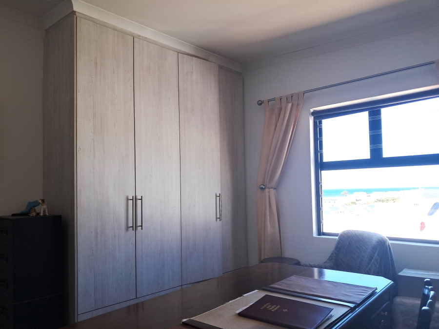 3 Bedroom Property for Sale in Da Gama Bay Western Cape